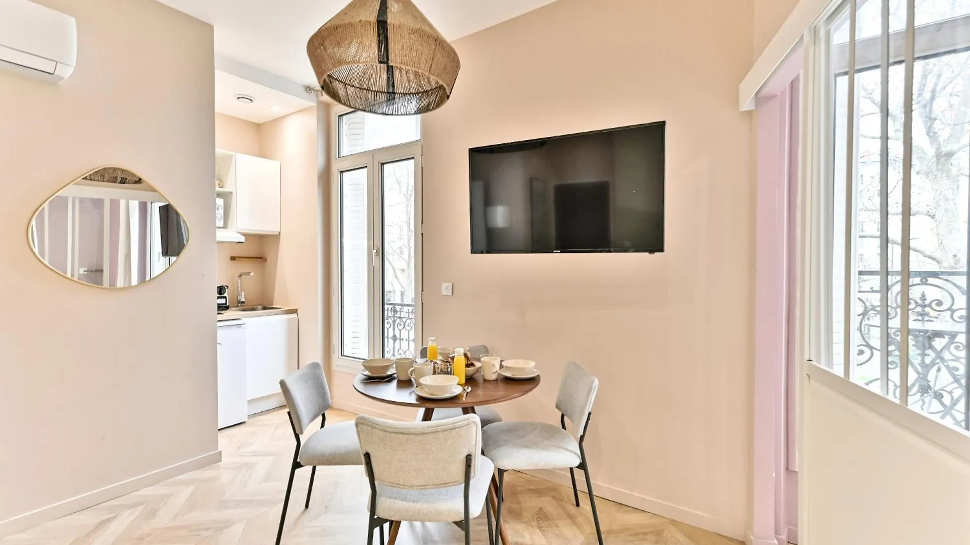 Appartement Proche Parc Monceau - Gourgaud Paris